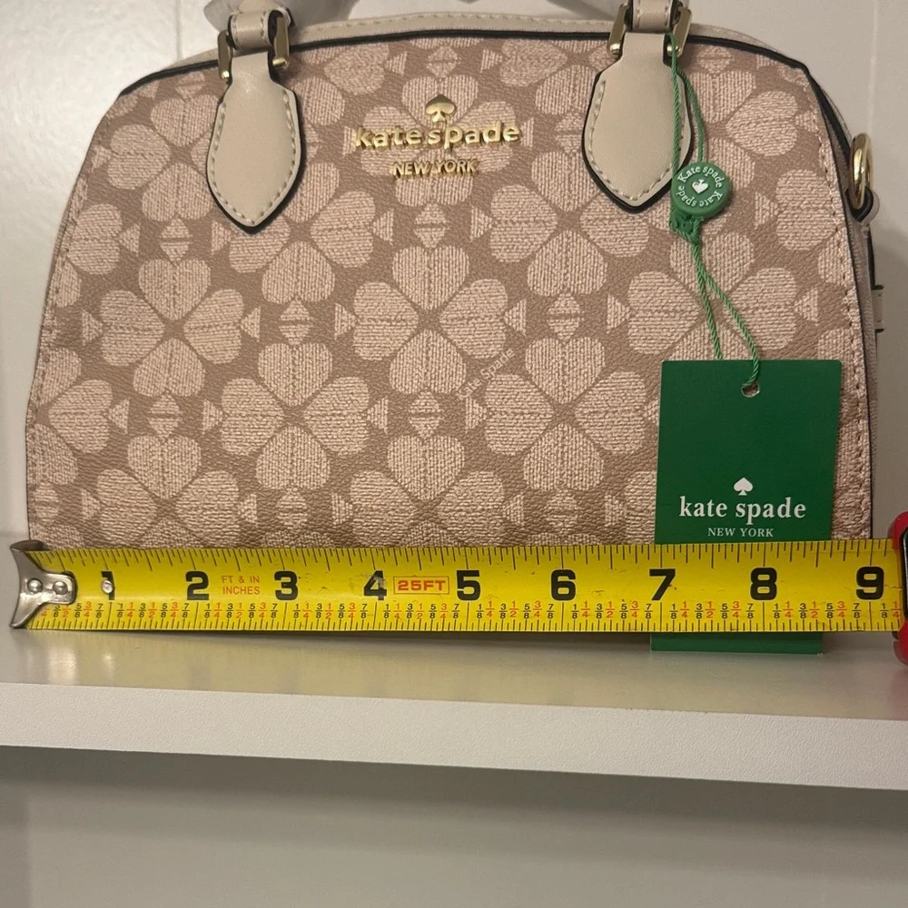 Kate Spade NY NWT Tan and Cream Cyndy Crossbody Satchel